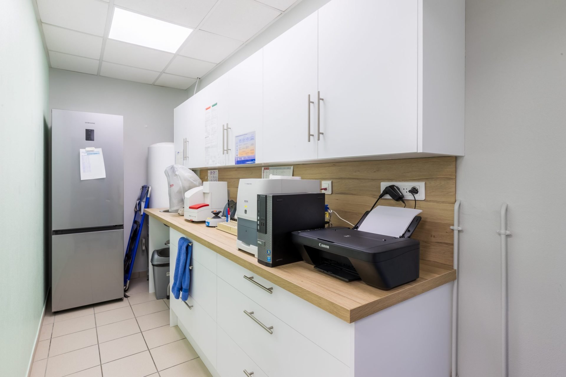 Equipement laboratoire