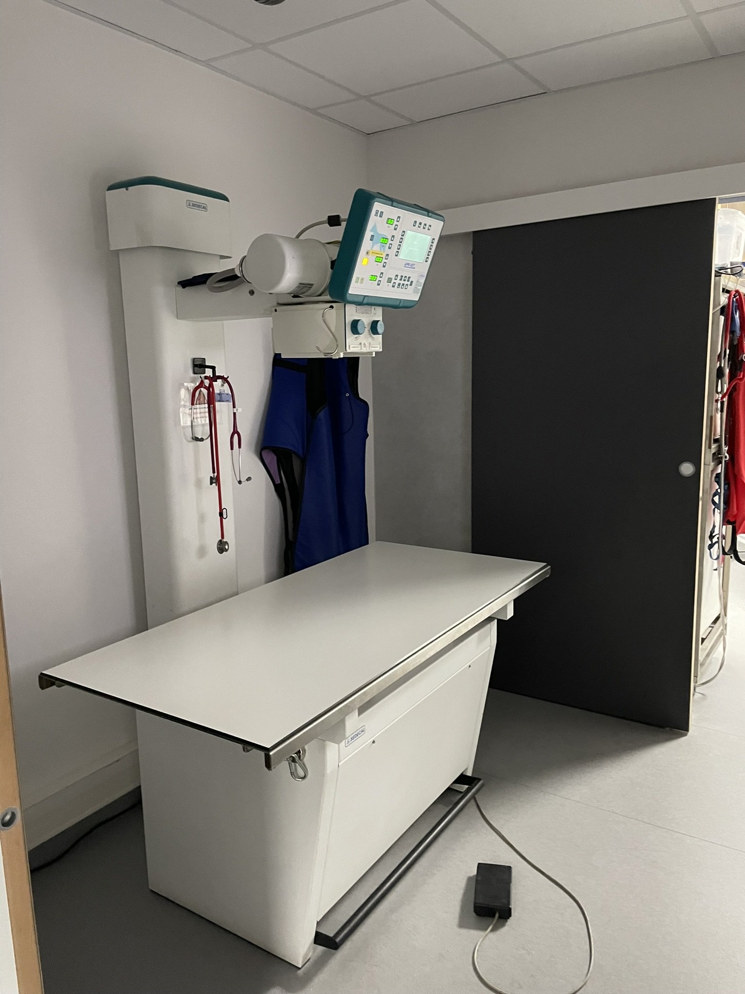 Salle de radiologie vétérinaire